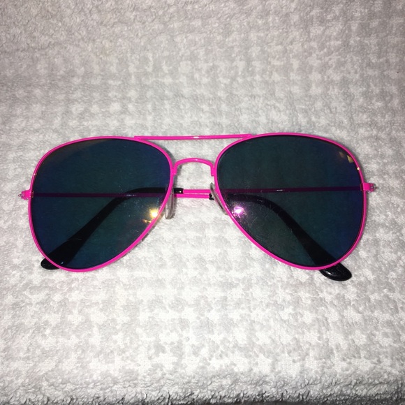 Peppers USA uv protection hot pink sunnies - Picture 4 of 8